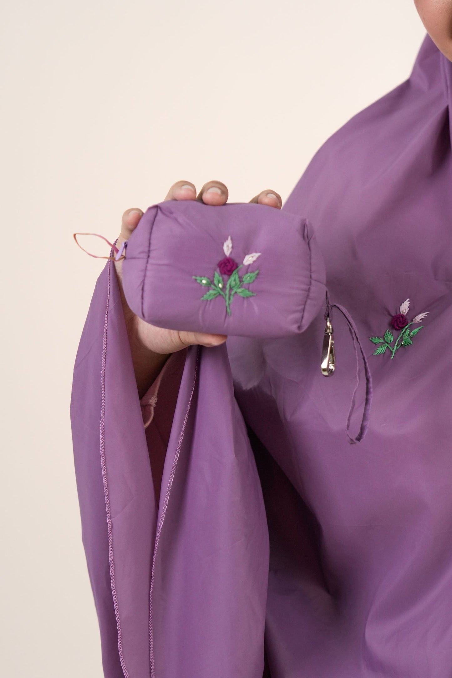 Pocketable Travel Telekung In Orchid Prayer Wear