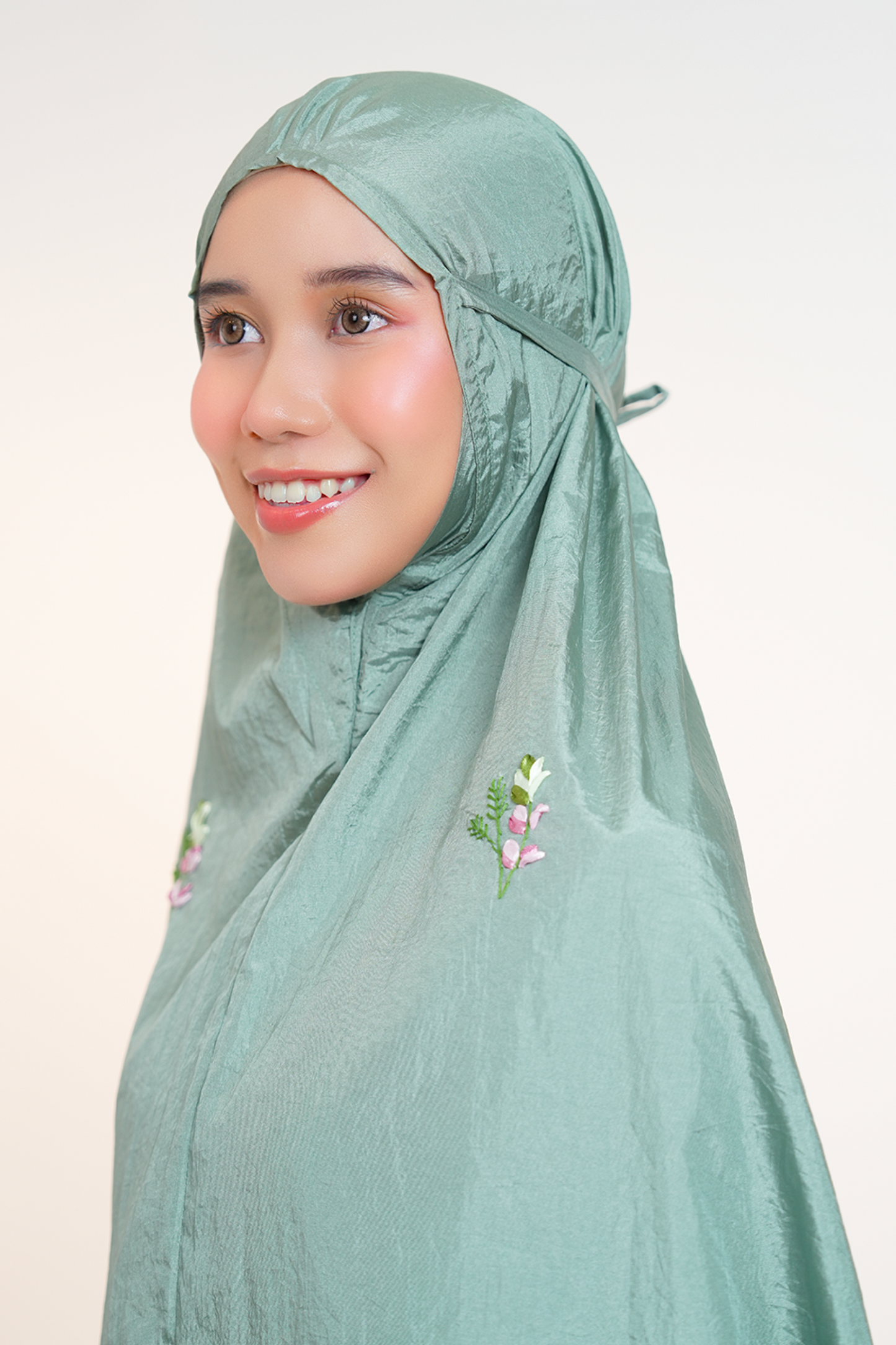 Rosebuds Travel in Green Prayer Wear