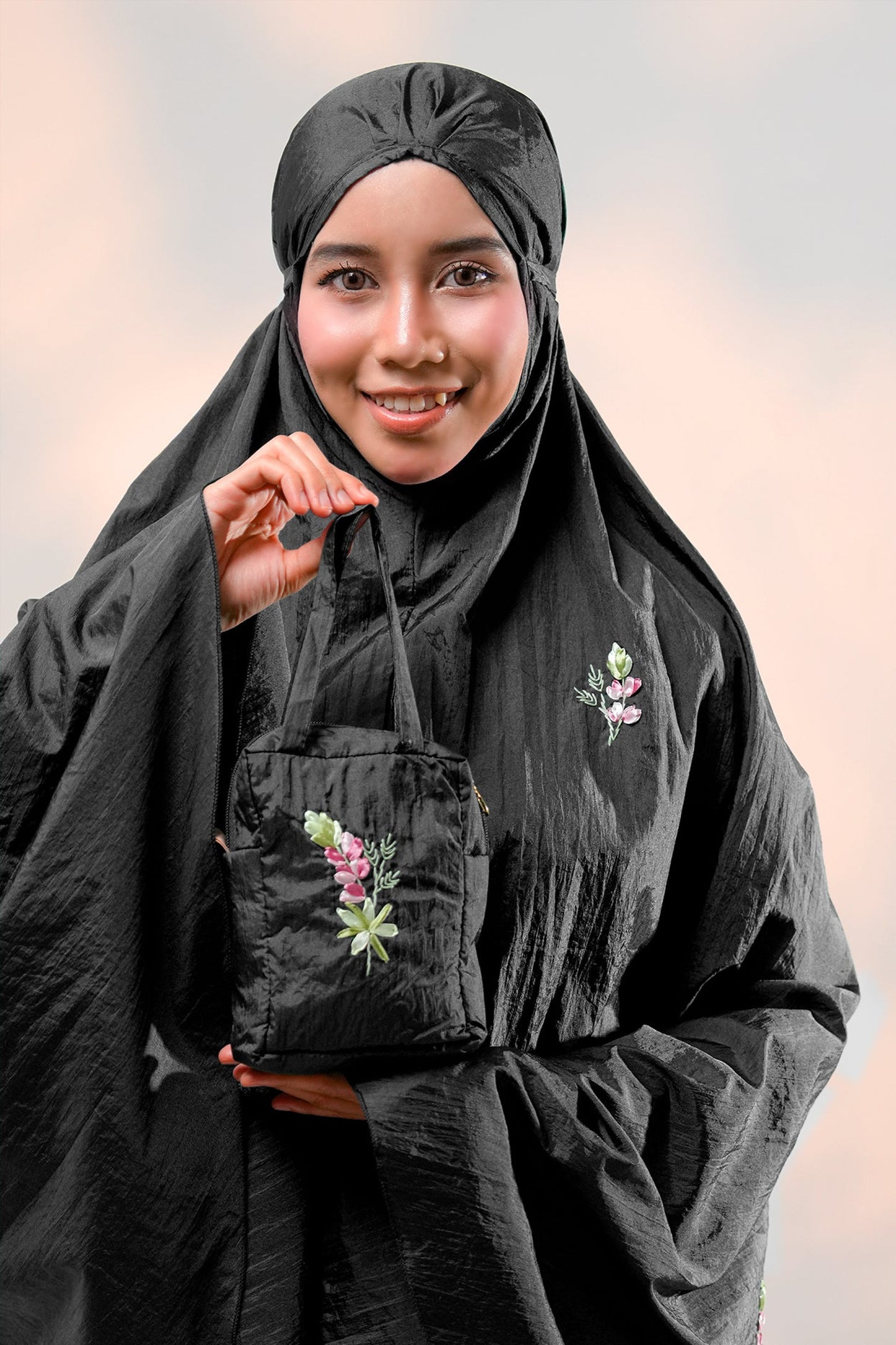 [As Is] Rosebuds Travel Black / XS Prayer Wear