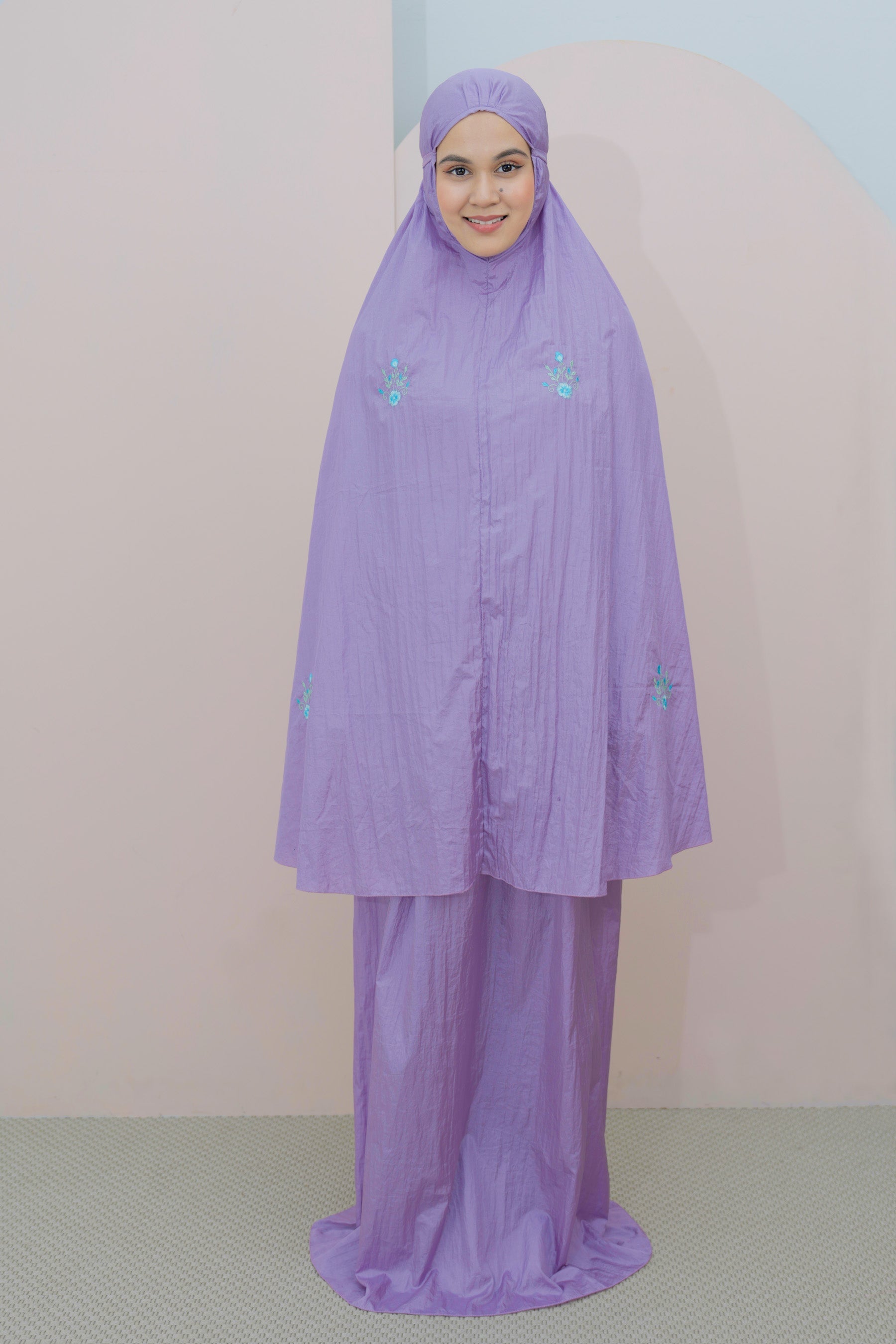 The Travel Telekung In Purple Prayer Wear