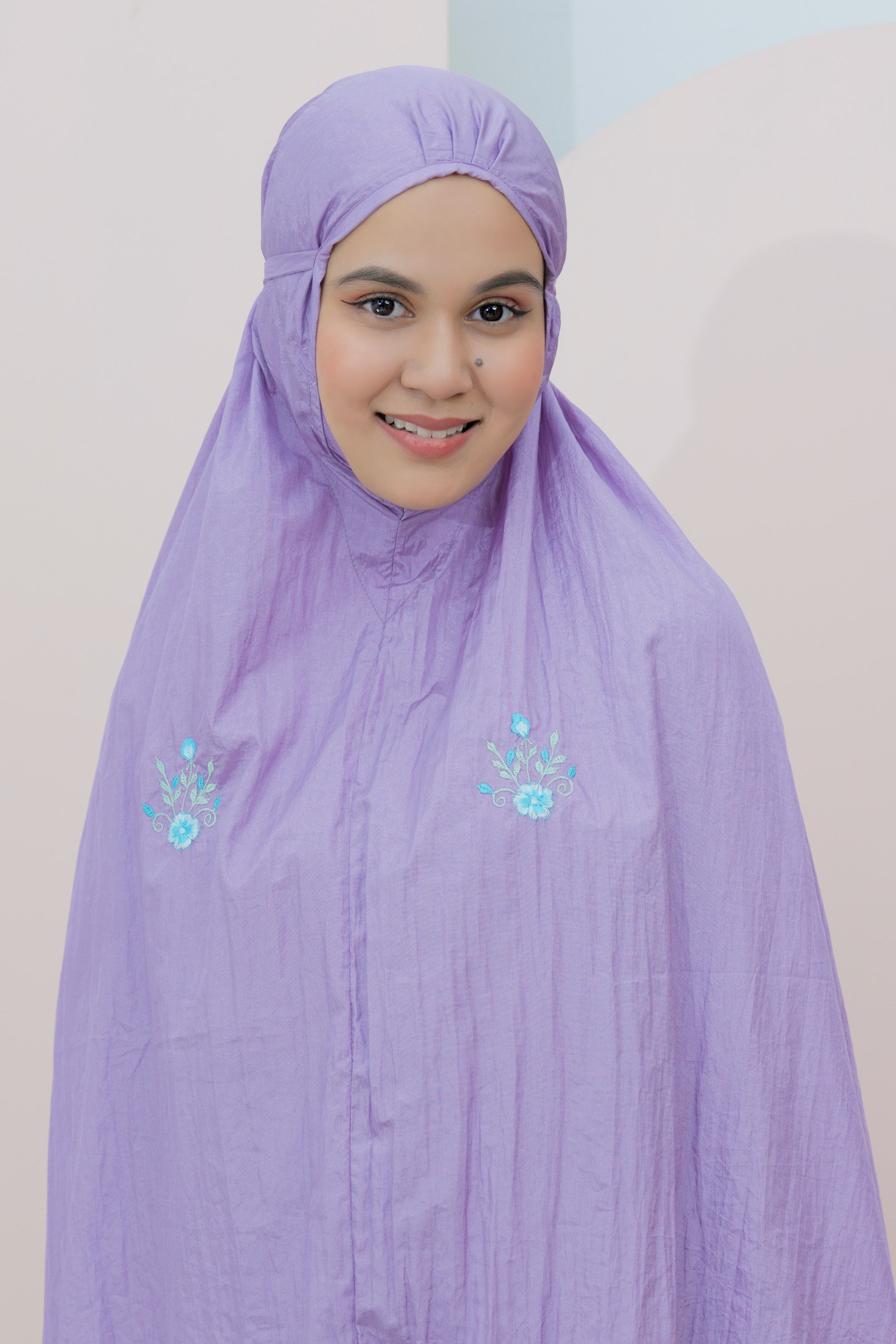 The Travel Telekung In Purple Prayer Wear