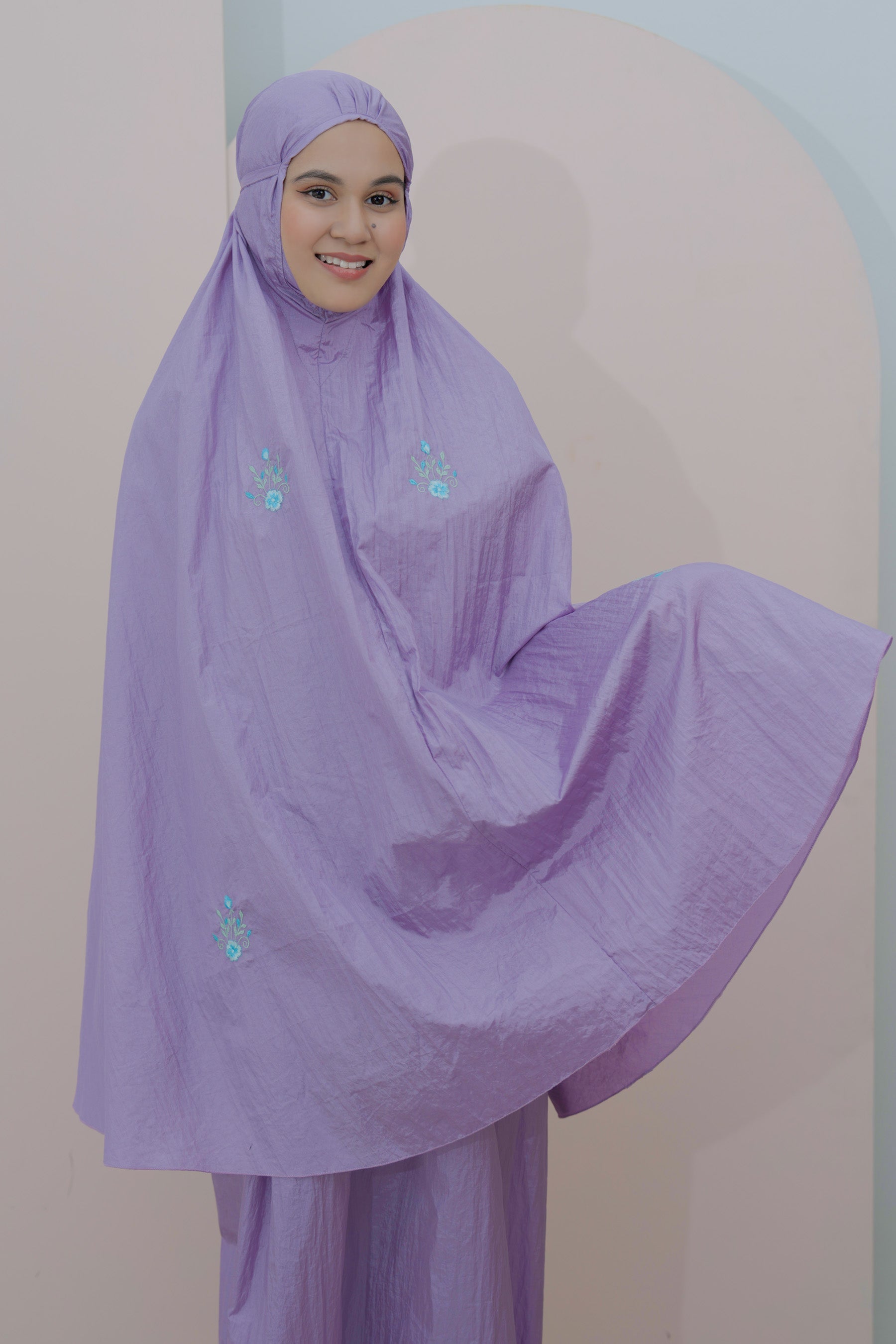 The Travel Telekung In Purple Prayer Wear