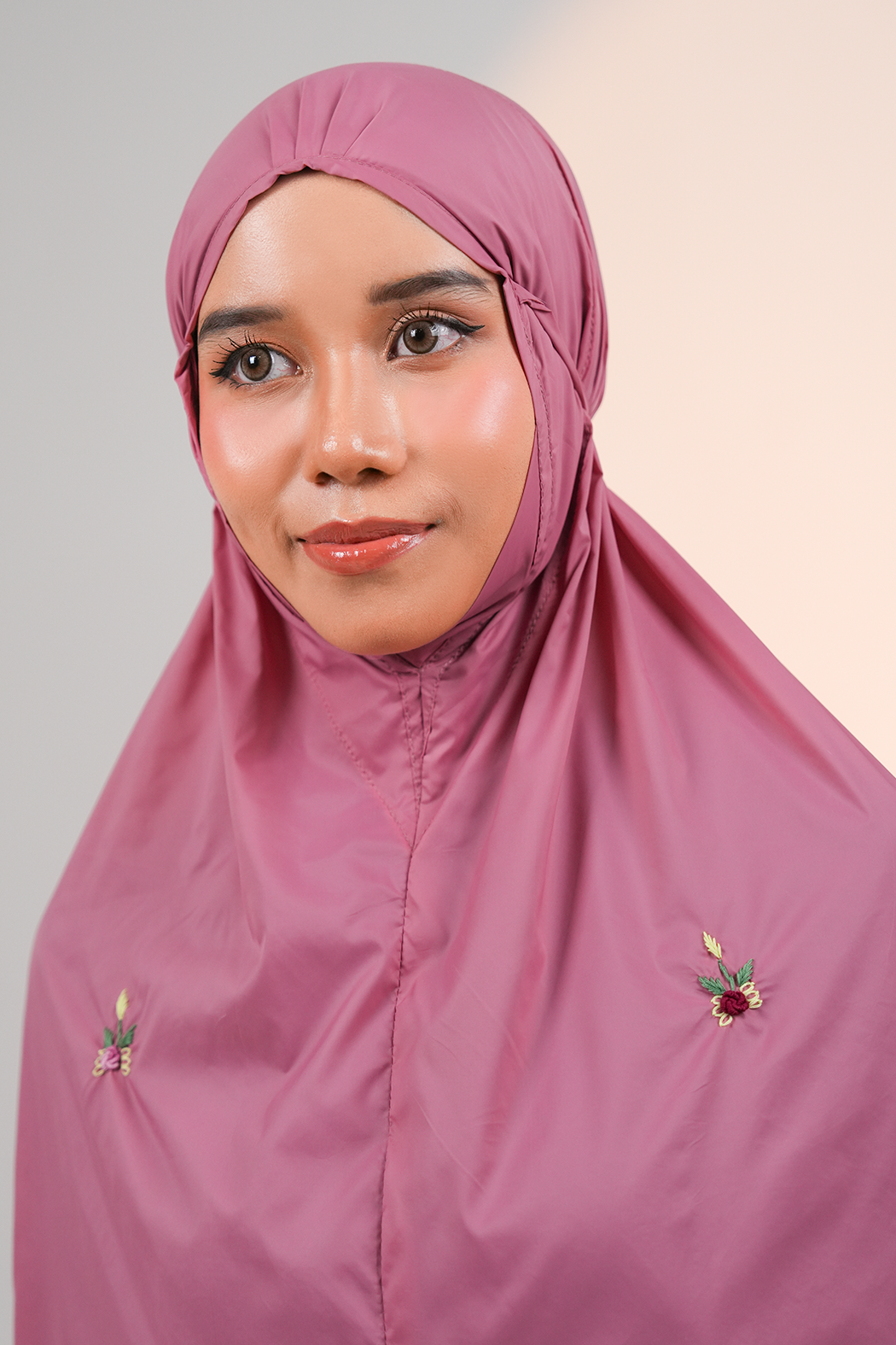 The Pocket Tea in Plum Prayer Wear