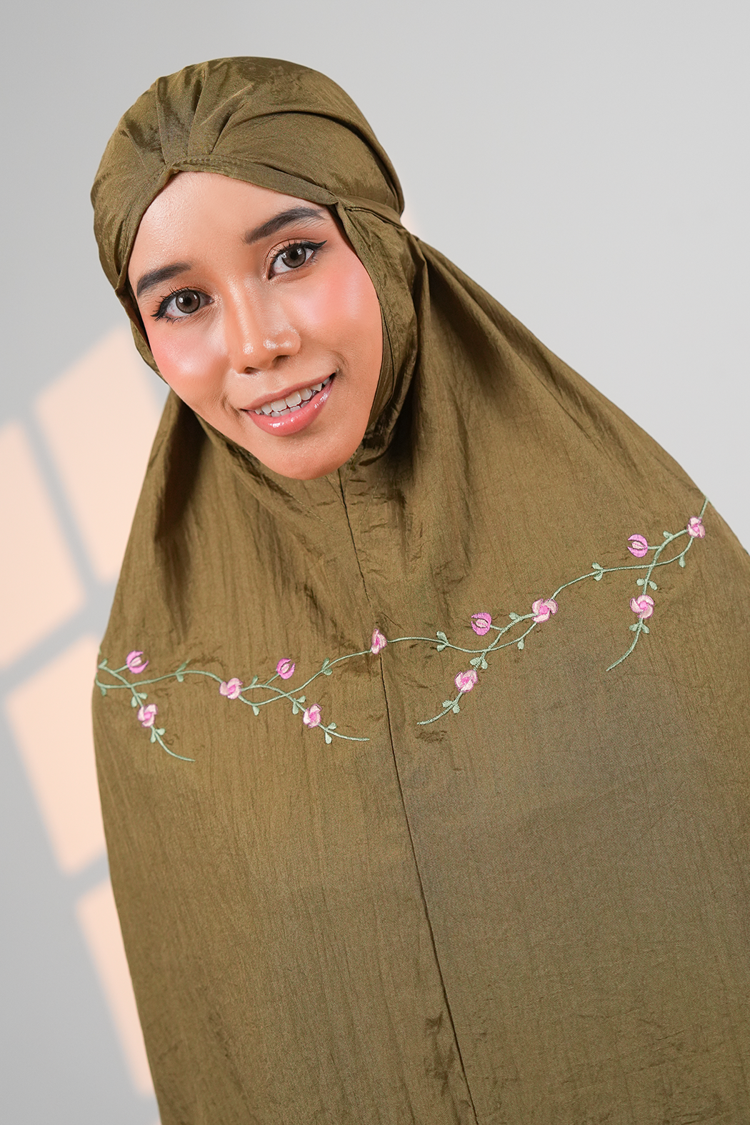 Travel Roses in Sugarcane