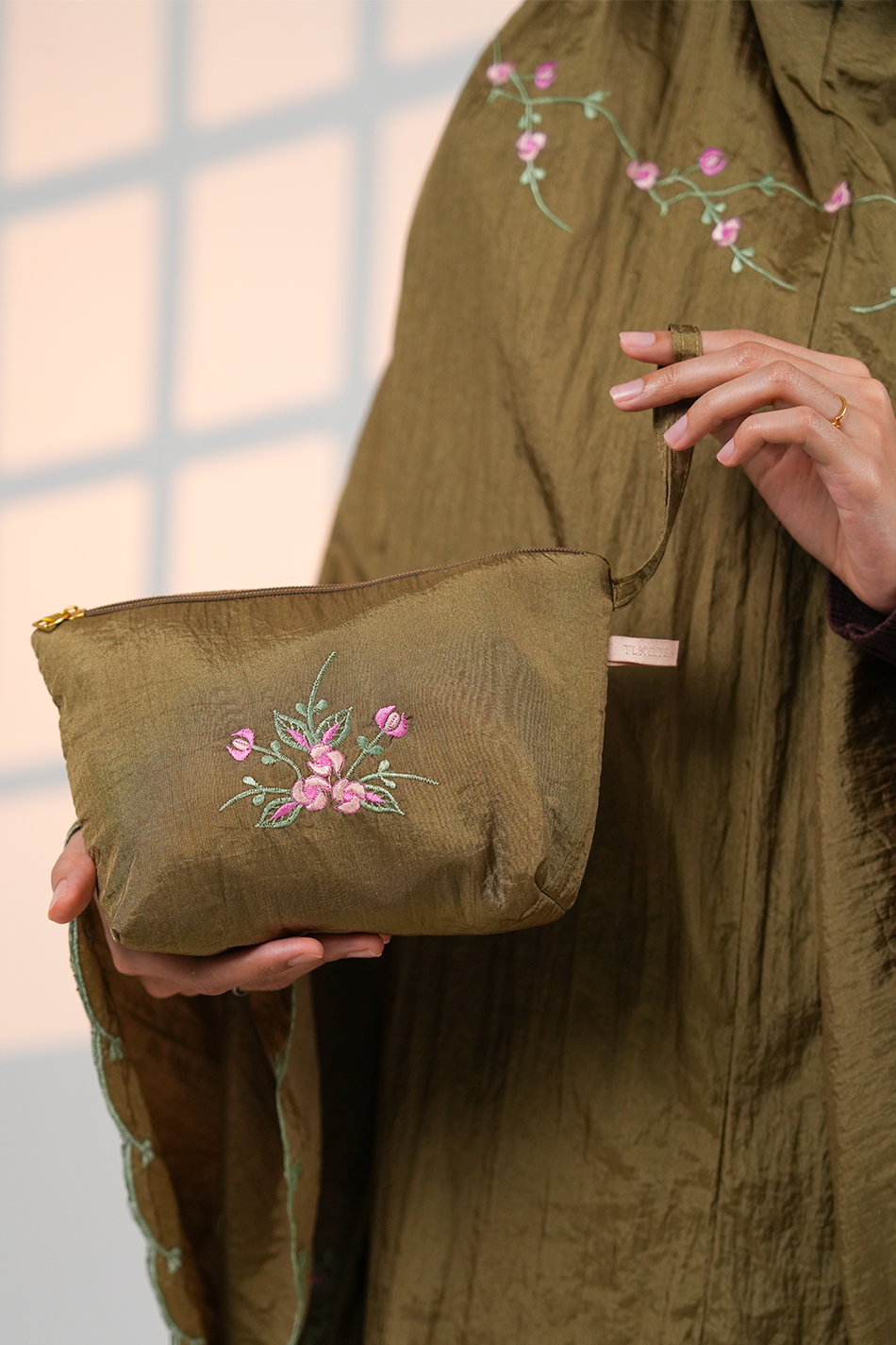 Travel Roses in Sugarcane