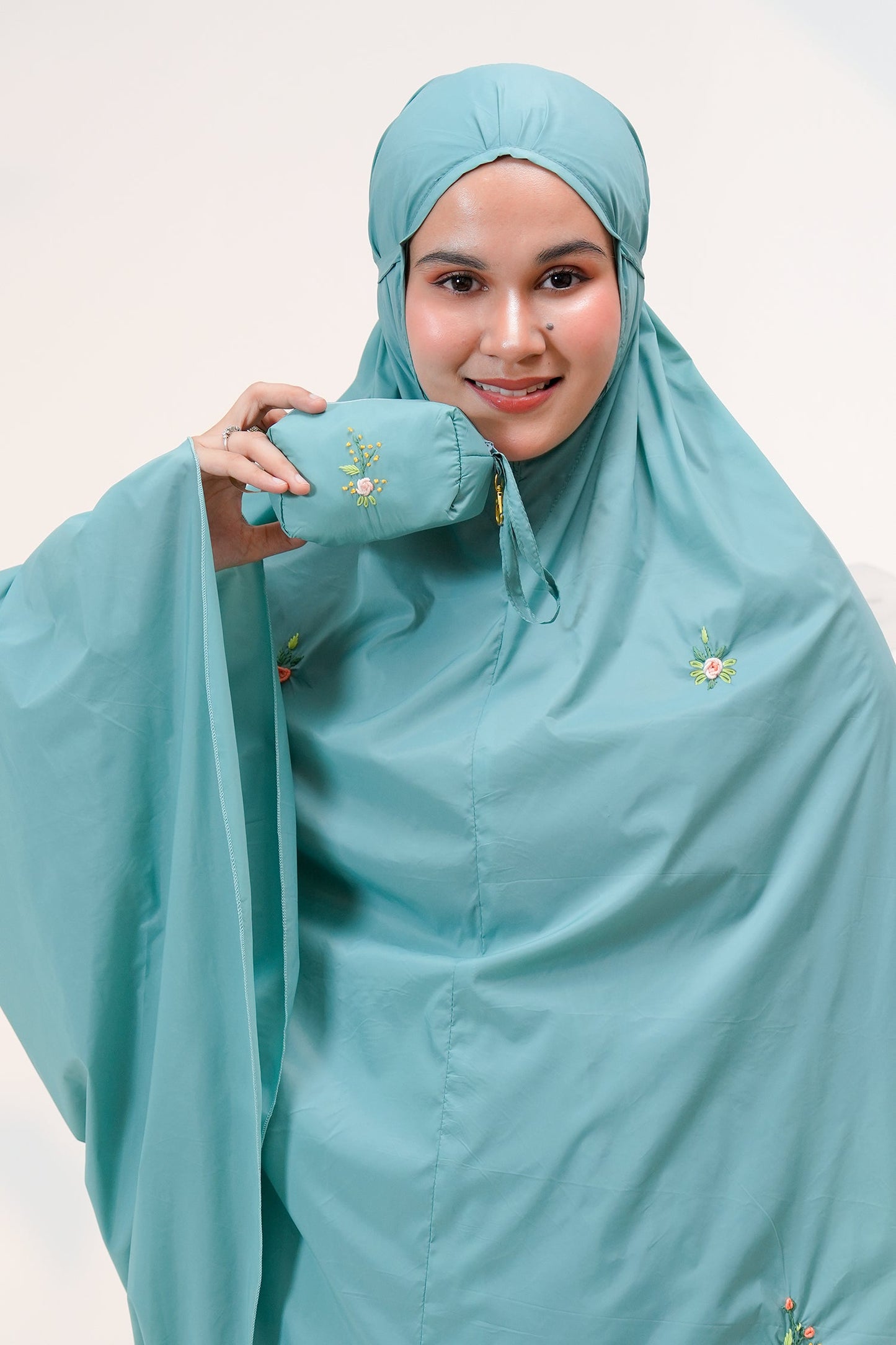 [As Is] The Pocket Tea Mint / XS Prayer Wear