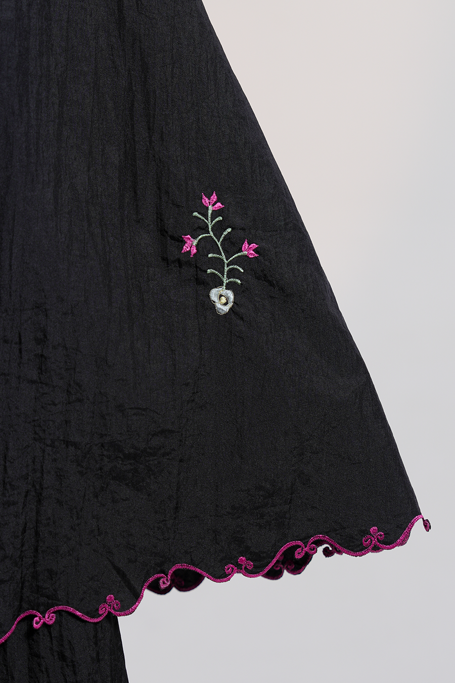 Peony Travel Telekung in Black Prayer Wear
