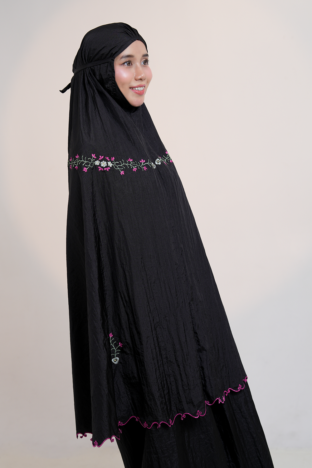 Peony Travel Telekung in Black Prayer Wear