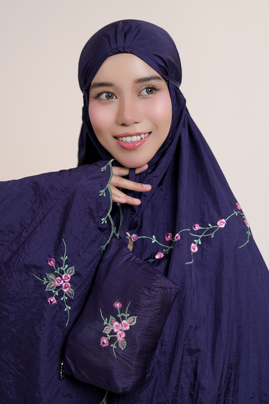 Travel Roses in Navy Prayer Wear