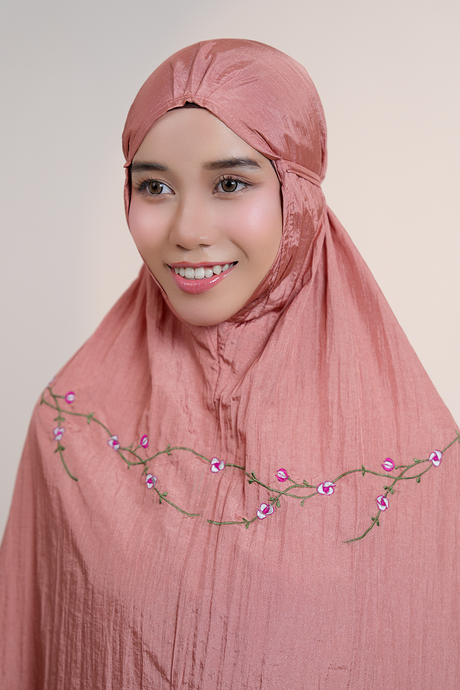 [As Is] Travel Roses Prayer Wear