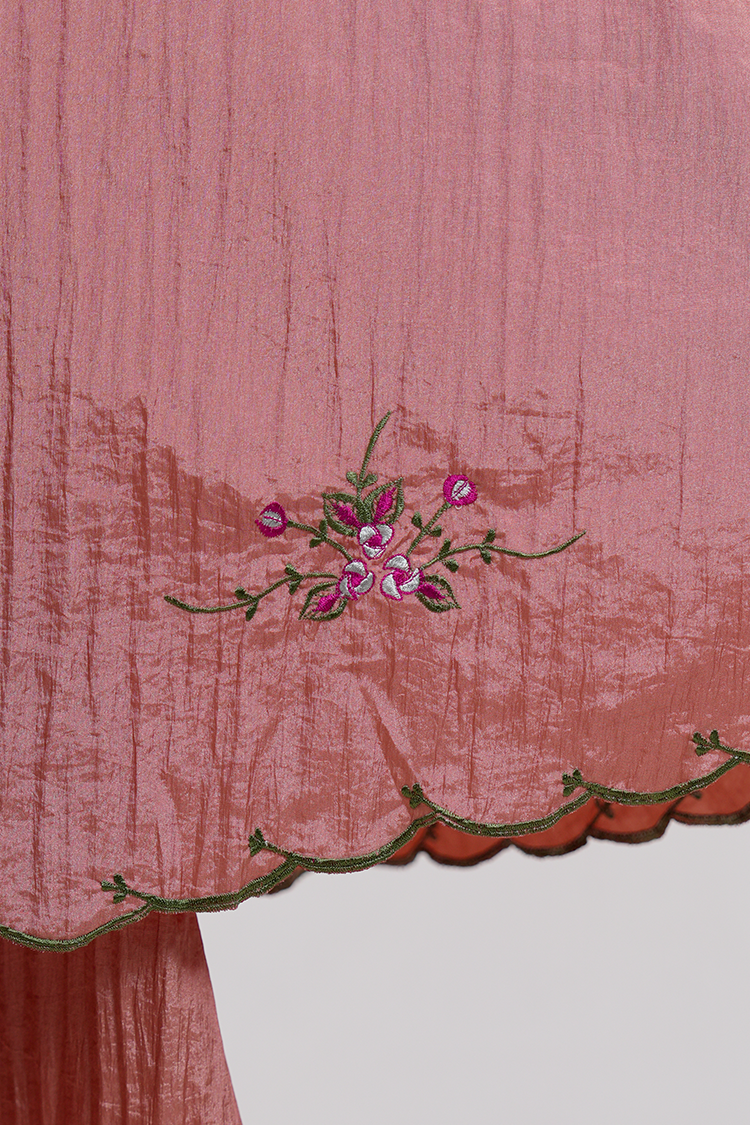 Travel Roses in Copper Prayer Wear