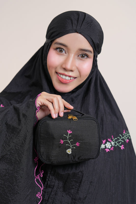 Peony Travel Telekung in Black