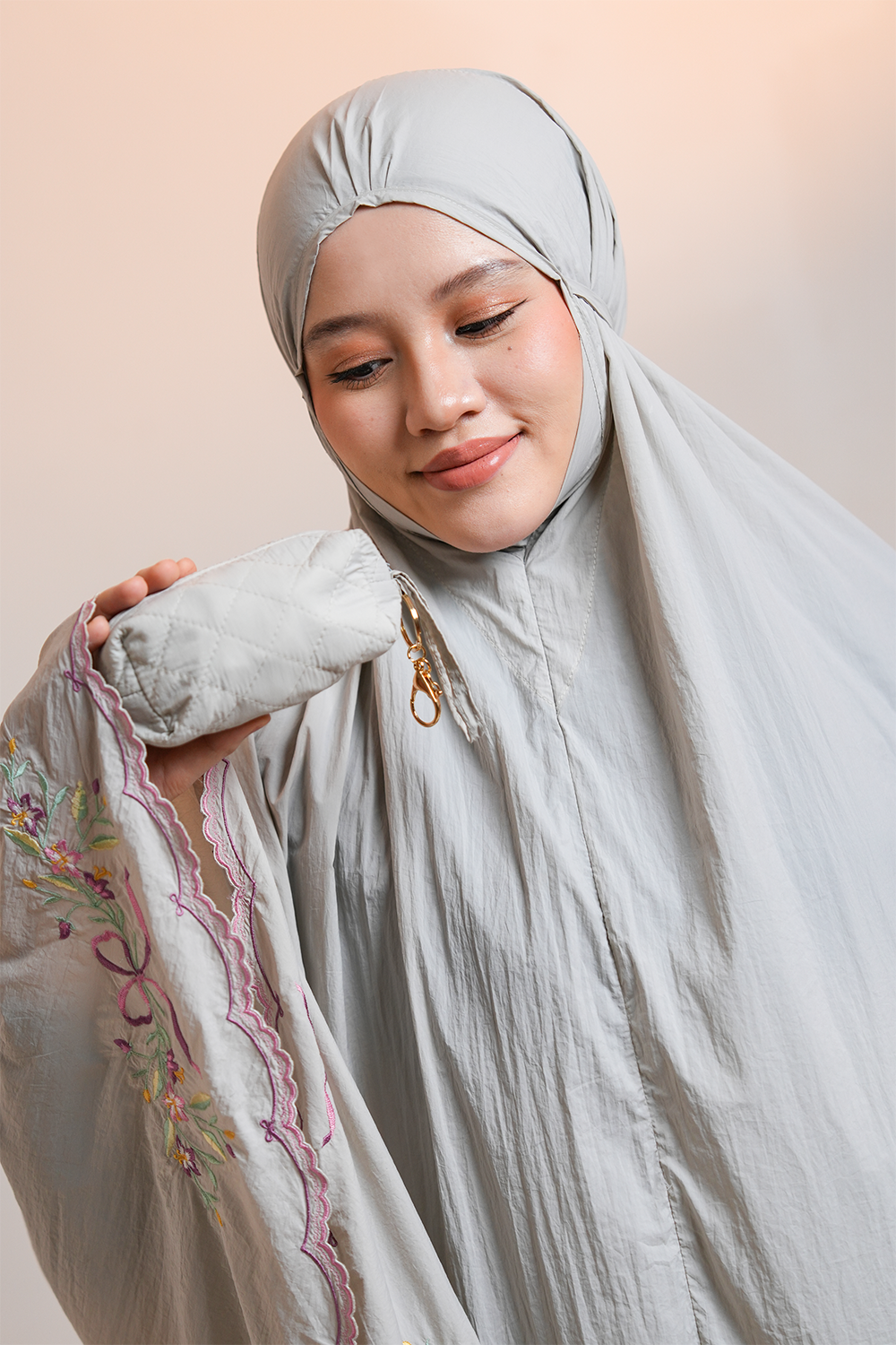 Whispered Grace in Linen Mist