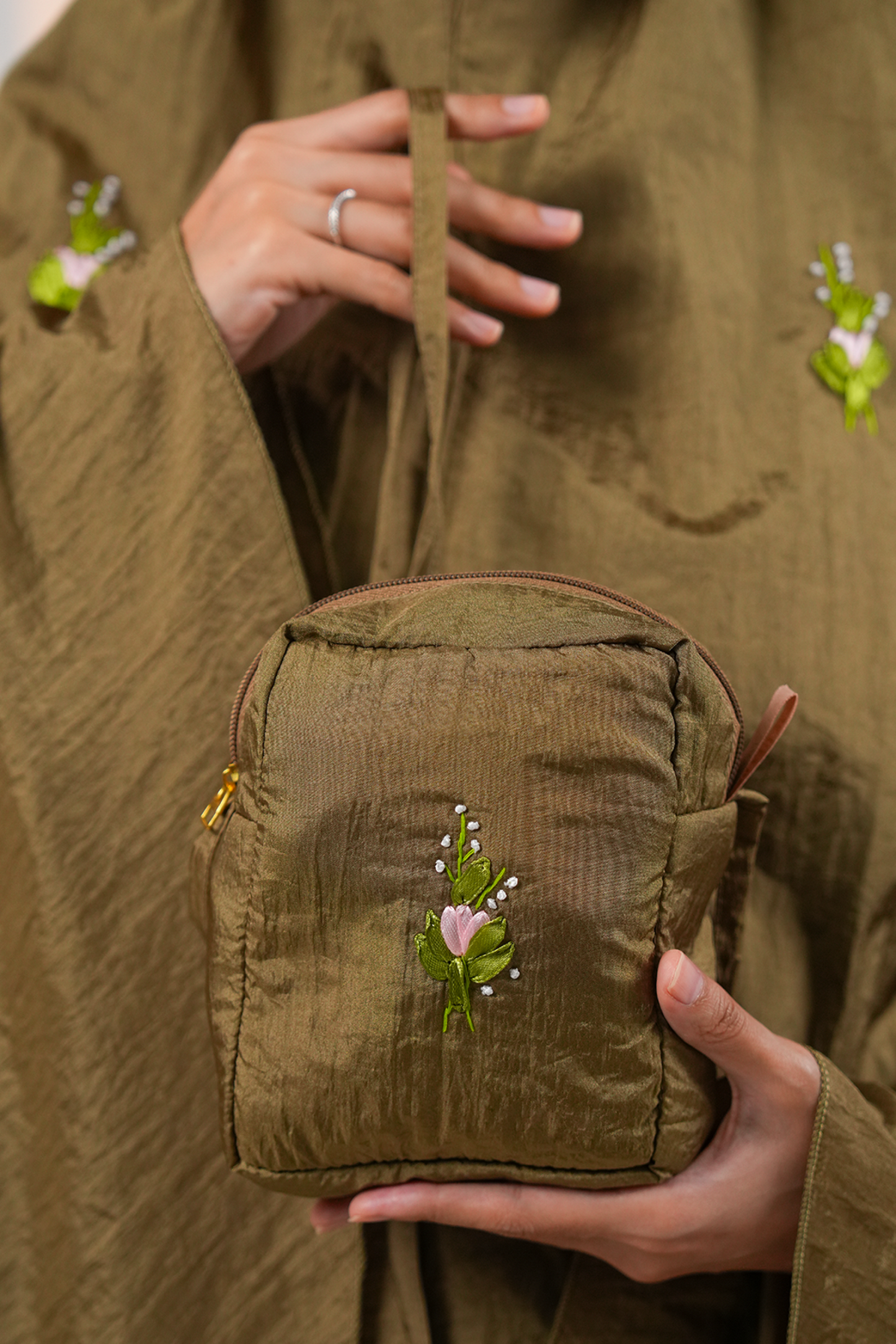 Zehra Sling Travel in Sugarcane Prayer Wear