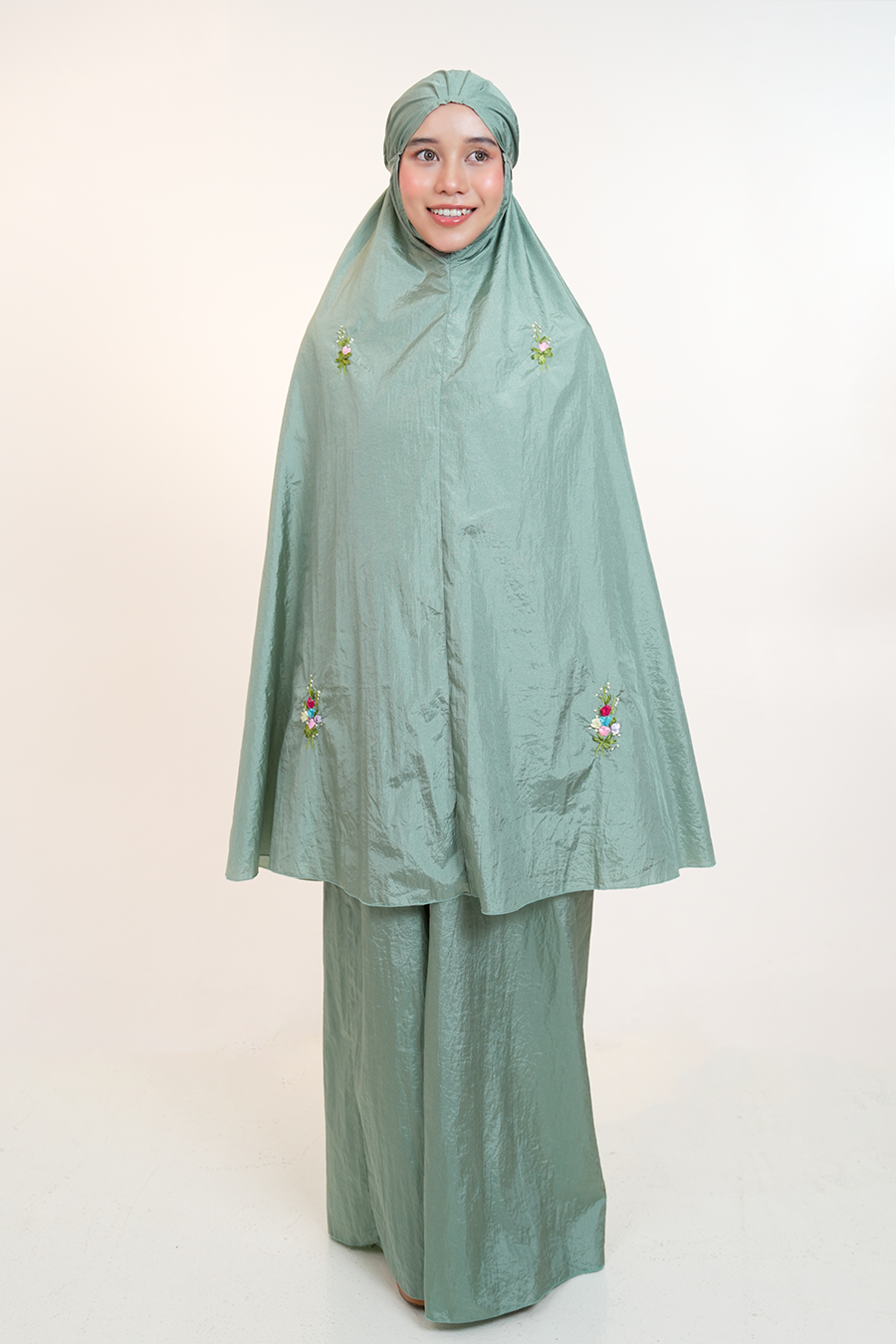 Zehra Sling Travel in Green Prayer Wear
